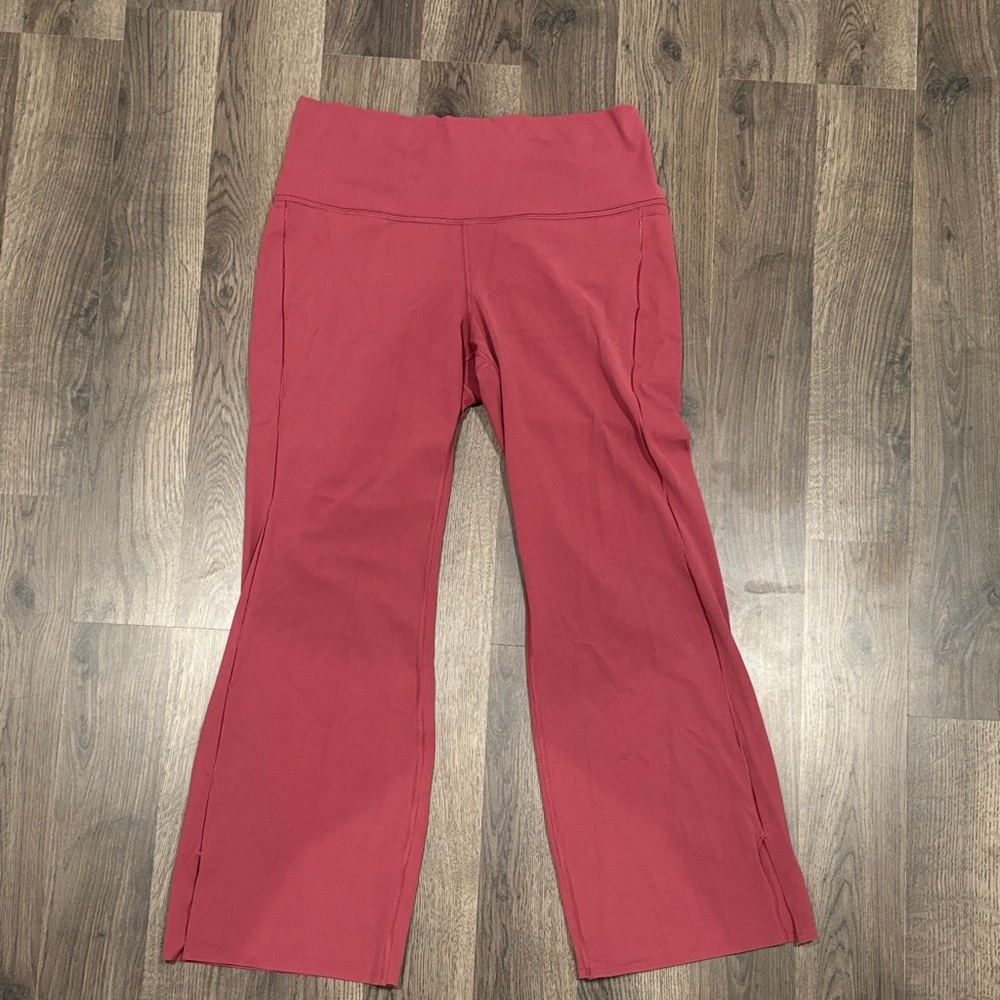 Athleta Cropped Pink Leggings